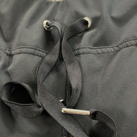 Calvin Klein performance capri joggers Gray Sz Large - Picture 8 of 9